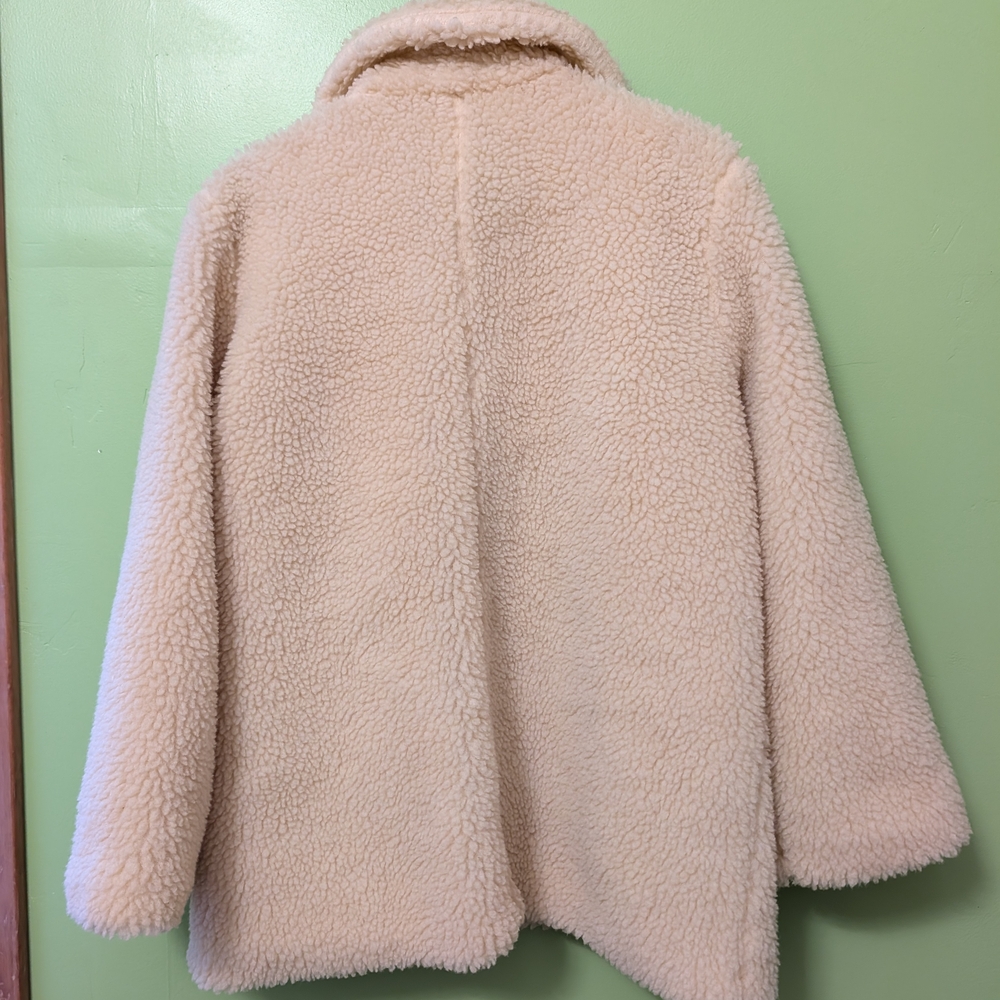 Lykke Wullf Sherpa Oversized Jacket - Picture 3 of 3